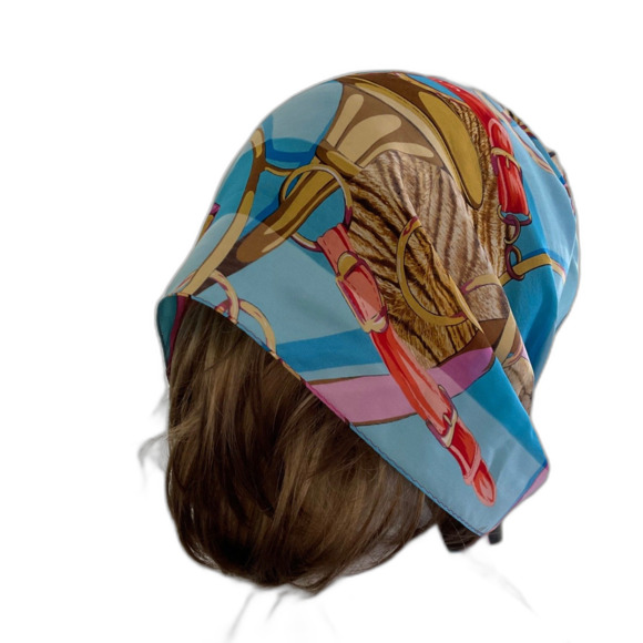 100% Silk Scarf Blue brown Equestrian Horse Bits Chain Print multifunctional - Picture 3 of 10